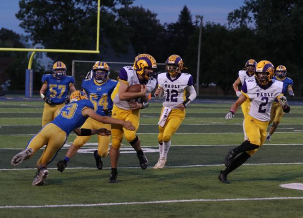 Senior Trey Rominger rushes the ball against the Blue Jackets. 