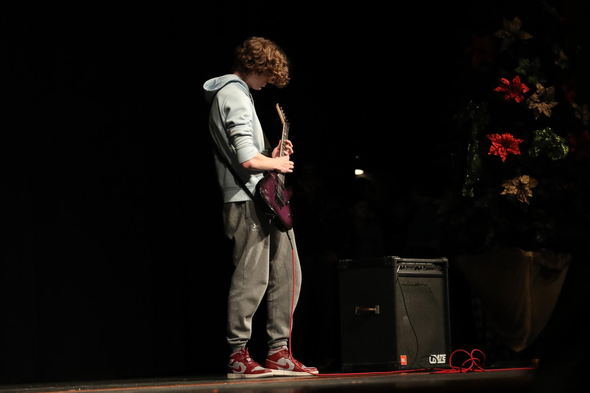 Self-Taught Musician Pulling the Strings; Draws Fans – PHS Media News