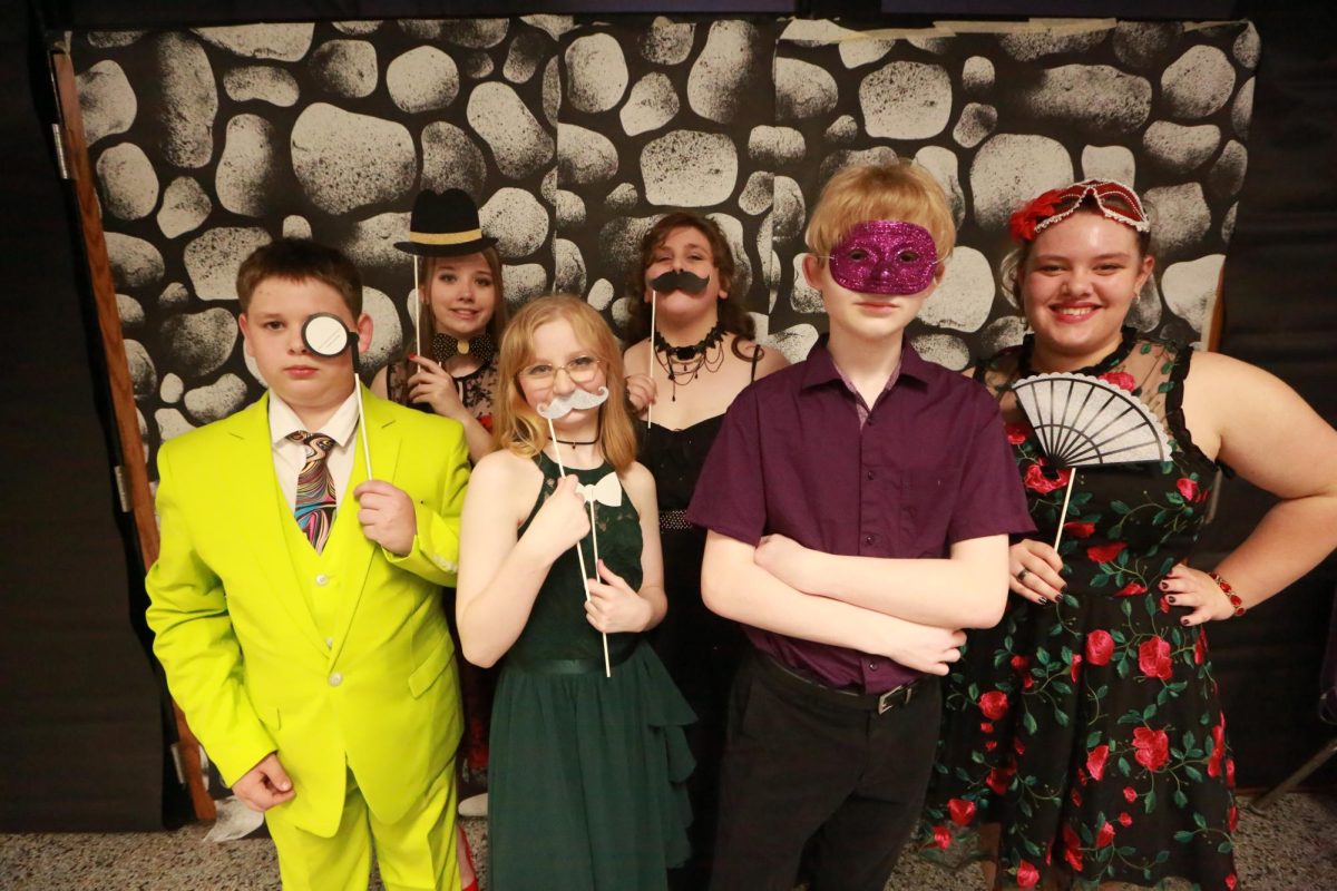 Photo Story: Morp Goes to the Masquerade