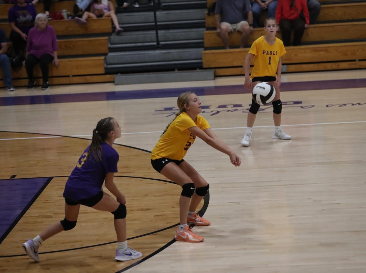 Lydia Cole gets ready to pass the ball.