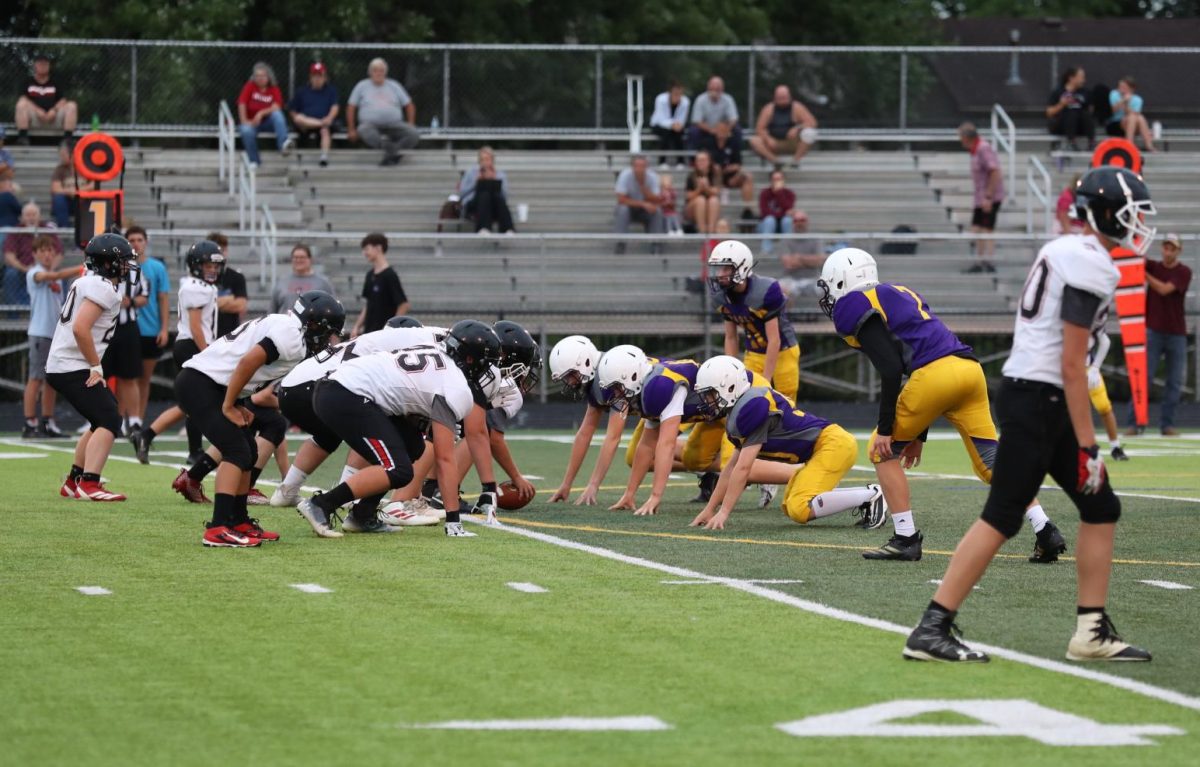 The Rams get ready for the play.