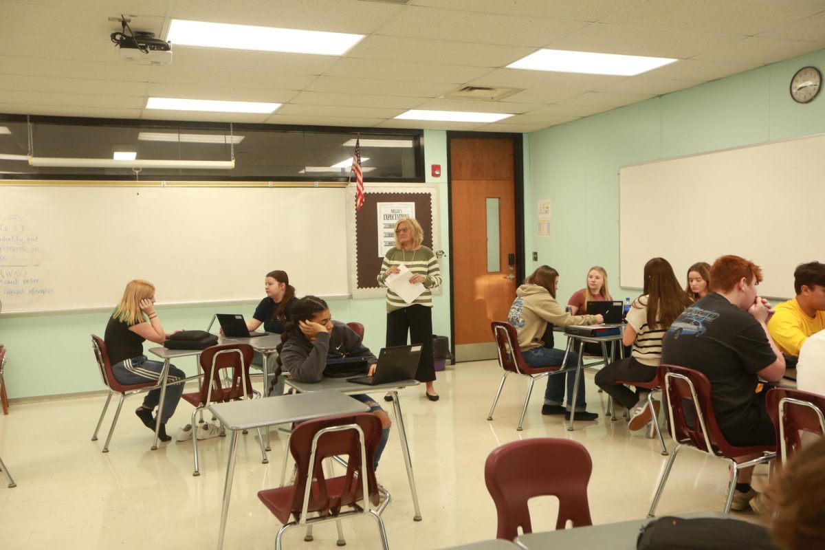Business Teacher Sara Parks teaches her class.