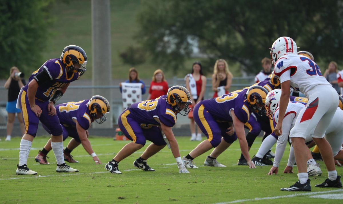The Paoli Rams prepare for a play.