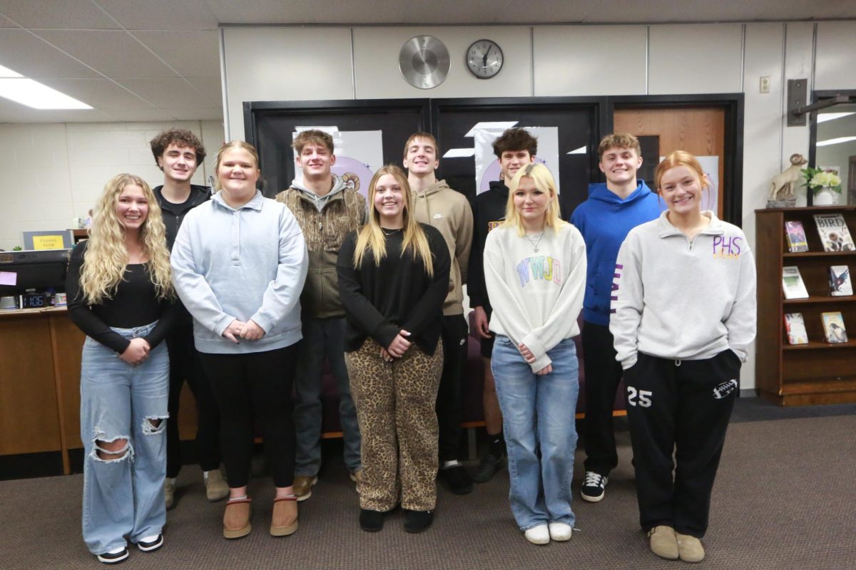 Senior Court
Row 1: Maddie Vernon, Libby Newkirk, Tarianna Burkhead, Alissa Henry, and Ava Hall.
Row 2: Kirk Hughes, Trey Minton, Cooper Spires, Colton Baechle, and Kade Walls.